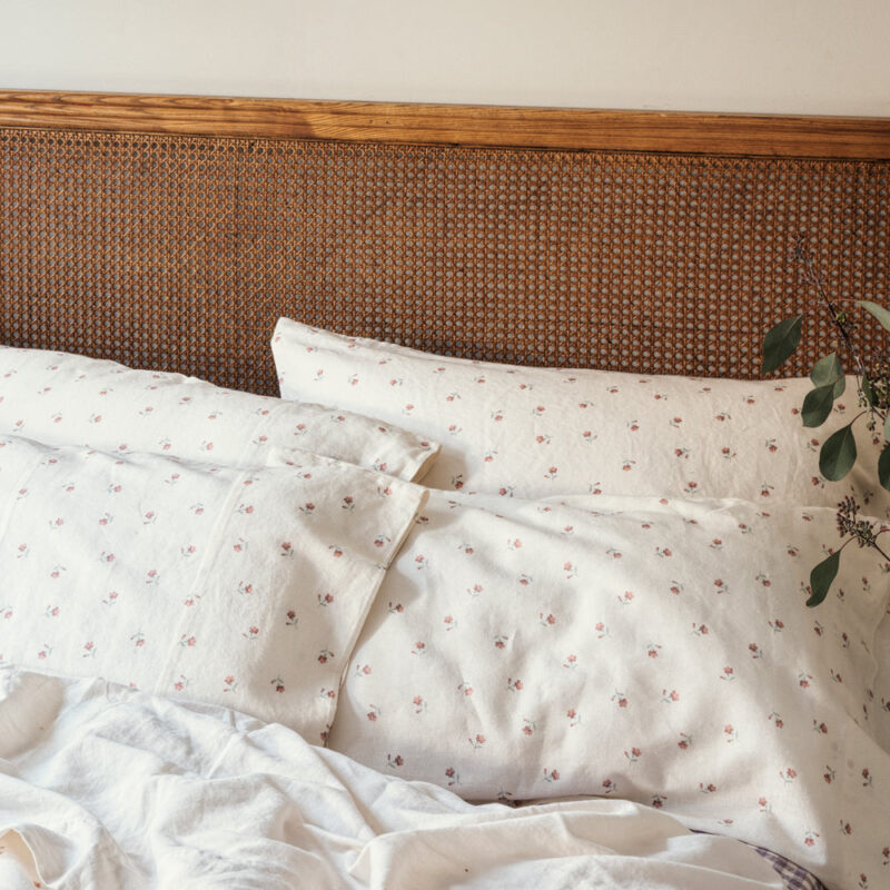 Pearl Posy Bud Linen Blend Pillowcases (Pair)
